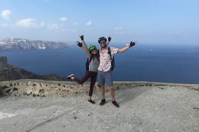Santorini Tour on Electric Bikes & Scooters - Who Should Consider This Tour?