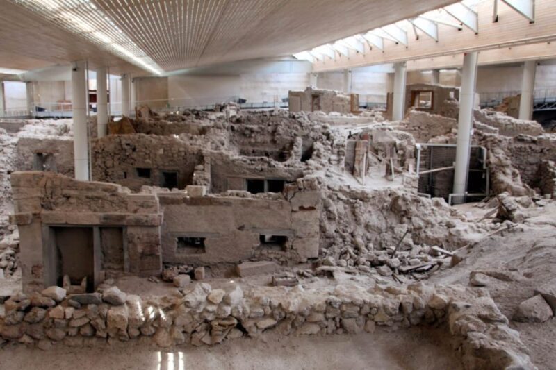 Santorini: Traditional Villages and Akrotiri Private Tour - A Close Look at the Santorini: Traditional Villages and Akrotiri Private Tour