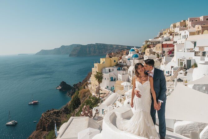 Santorini Vacation Photoshoot - FAQ