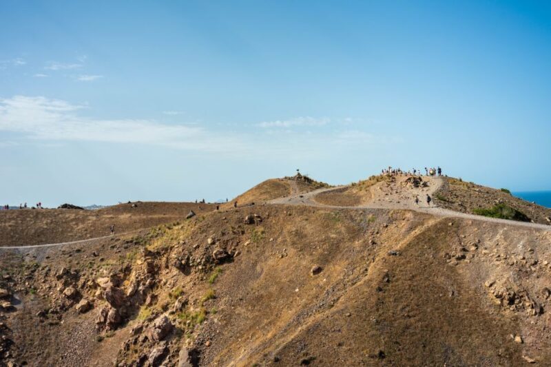 Santorini: Volcanic Islands Cruise with Hot Springs Visit - Who Should Consider This Tour?