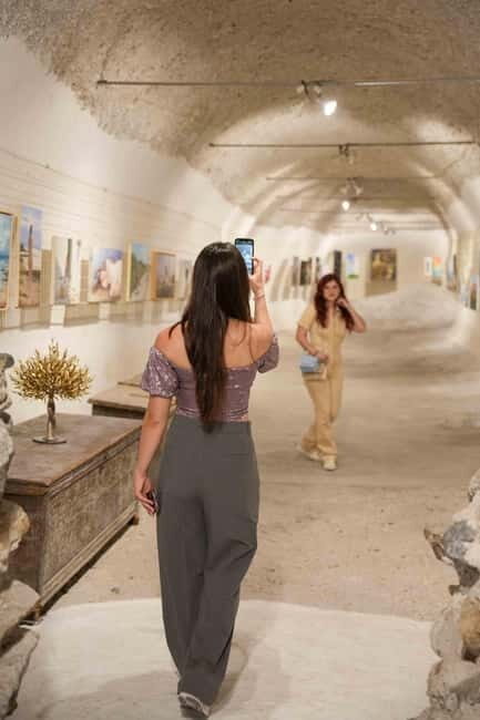 Santorini: Volcanic Wine Tour to 2 or 3 Wineries - FAQs