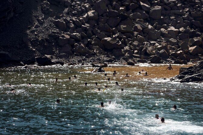 Santorini - Volcano and Hot springs - Key Points