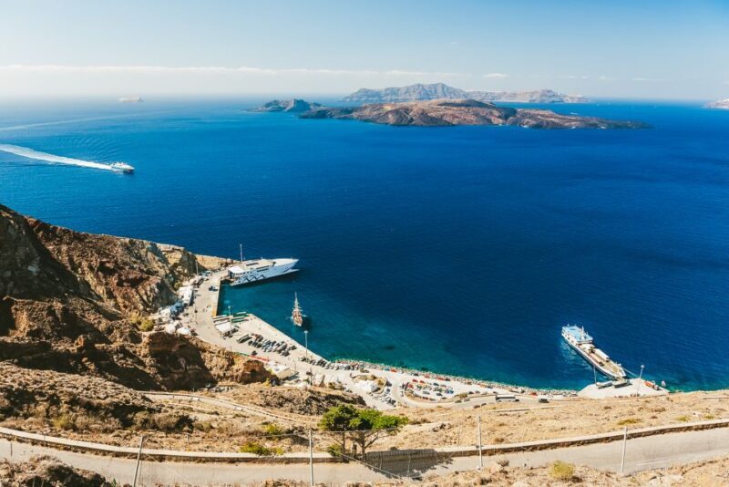 Santorini: Volcano and Hot Springs Sunset Dinner Cruise - An In-Depth Look at the Santorini Sunset Dinner Cruise