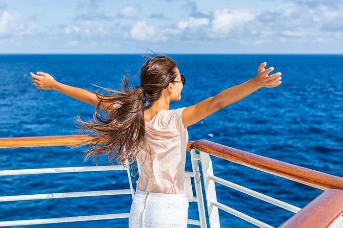 Santorini Volcano Cruise Including Hot Springs and Thirasia - Key Points