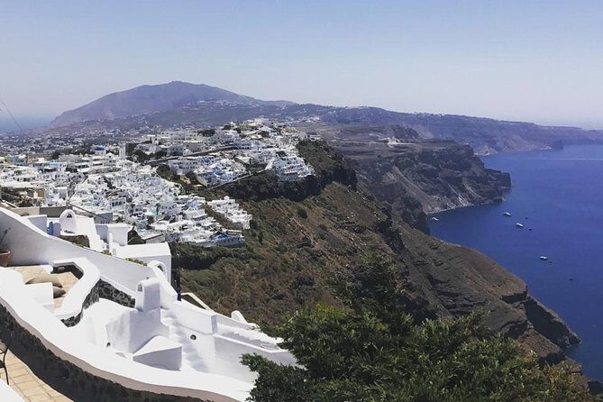 Santorini: Walking Tour of Fira - The Good and the Not-So-Good