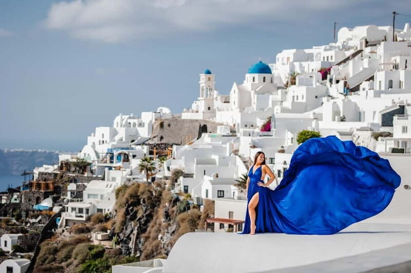 Santorini:Flying Dress shoot with Professional photographer - Key Points