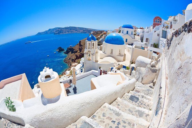 Santorini:The Famous Spots & Blue Domes -4 hours Private Tour - Authentic Experiences and Genuine Impressions