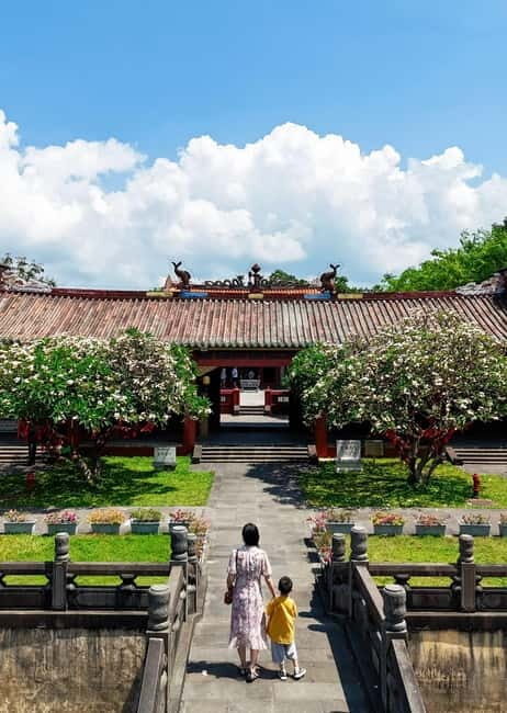 Sanya: Ancient Town, Sea Cliff & Giant Guanyin Cultural Tour - FAQ