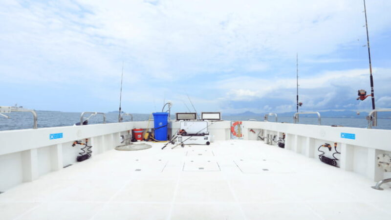 Sanya: Deep Sea Fishing Yacht Experience - Sanya: Deep Sea Fishing Yacht Experience