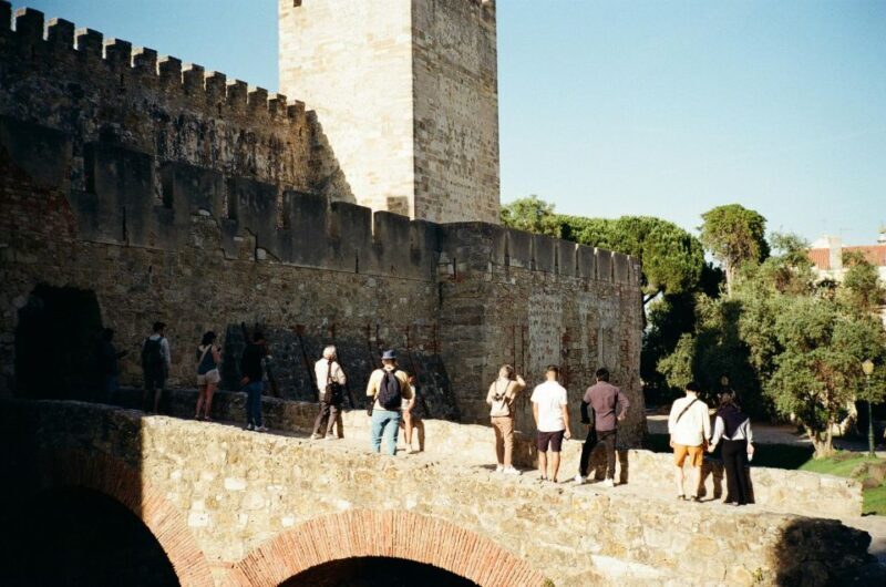 São Jorge Castle Skip-the-line Entry Ticket - Who Should Consider This Tour?