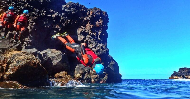 São Miguel: Coasteering Experience in Caloura - A Closer Look at the Coasteering Experience in Caloura