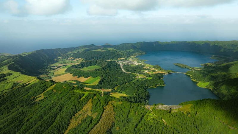 São Miguel: Sete Cidades & Pineapple Plantation Tour - Who Is This Tour Best For?