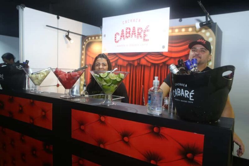 São Paulo Carnival Seating with Food, Drinks, & Transfer - Key Points