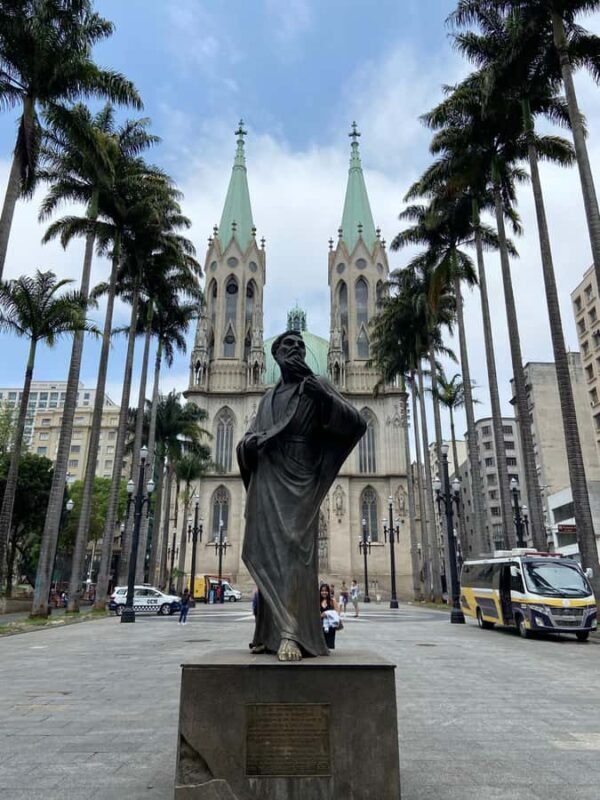 São Paulo: Highlights Tour with History, & curiosities - Key Points