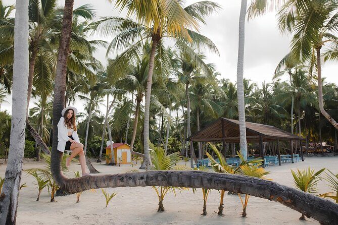 Saona and Mano Juan Private Tour by speedboat from Punta Cana - FAQ