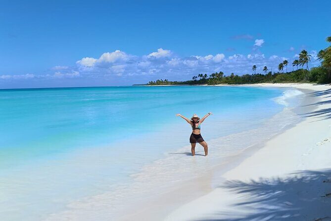 Saona Island Premium Discovery Tour from Punta Cana or Bayahíbe - The Sum Up