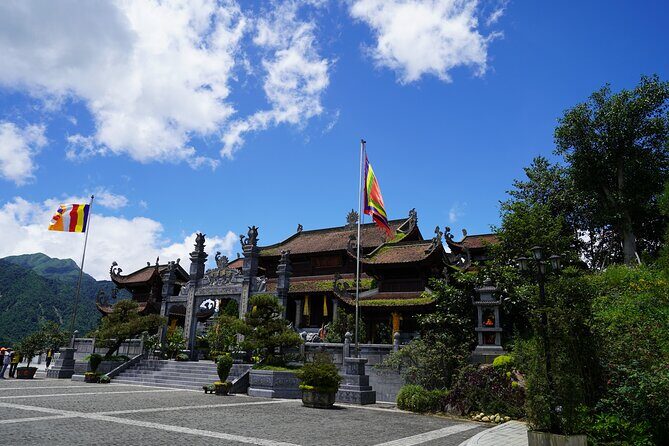 Sapa 2 Day 1 night With 3Star Hotel Trekking Cat Cat - Fanxifang - The Sum Up