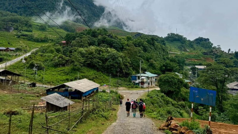 Sapa 2-Day Trekking Tour Explore Villages & Scenic Trails - Who Should Sign Up?