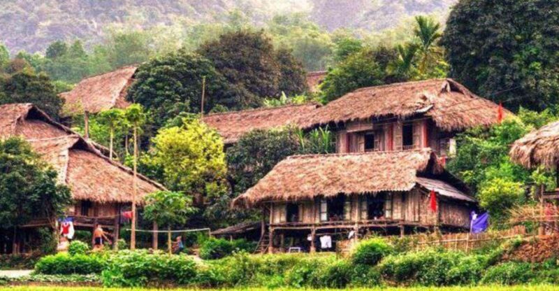 Sapa 3 Days 2 Nights Trekking Tour - Day 3: Black Hmong and Cat Cat Village