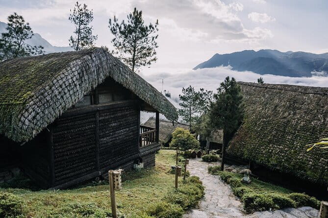 Sapa Full Day Trekking Through Rice Fields Terrace - Key Points