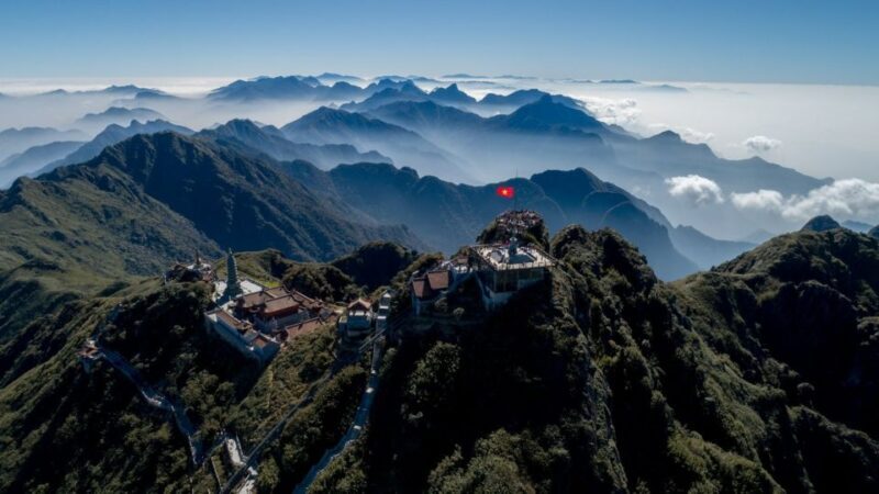 Sapa: Sunworld Fansipan Legend Ticket - An In-Depth Look at the Fansipan Legend Cable Car Experience