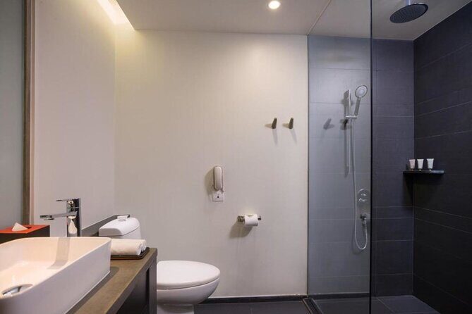 Sapa Trek 2days/1night -HOTEL 5 STAR-From Hanoi by Limousine Van - What’s Included and What’s Not