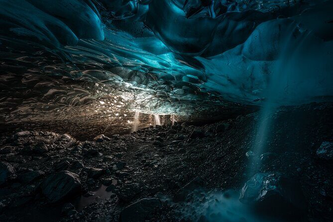 Sapphire Ice Cave Tour from Jökulsárlón - Extra Small Group - Exploring the Sapphire Ice Cave Tour in Detail