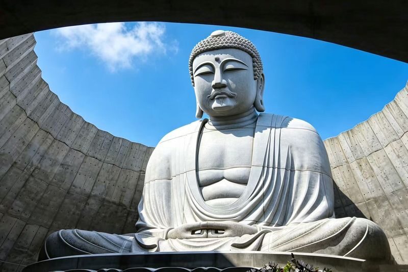 Sapporo Jozankei & Head Buddha One-Day Tour with Cultural Immersion - A full day beyond central Sapporo