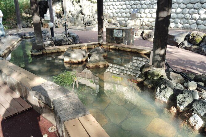 Sapporo: Jozankei Onsen Walk with Temple & Cave Visit - Key Points