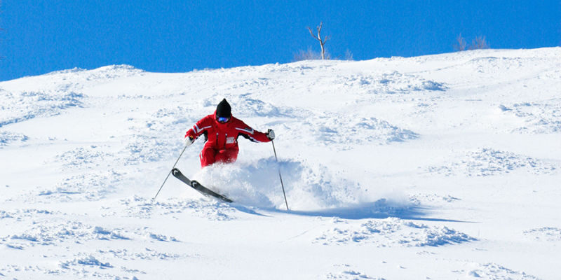 Sapporo Kokusai Ski Resort Skiing/Snow Fun Day Trip from Sapporo - Guides, lessons and the limits of a group day