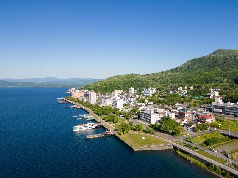 Sapporo Noboribetsu Jigokudani & Lake Toya Full-Day Tour with Iconic Photo Stops - Who should book this Hokkaido day tour?
