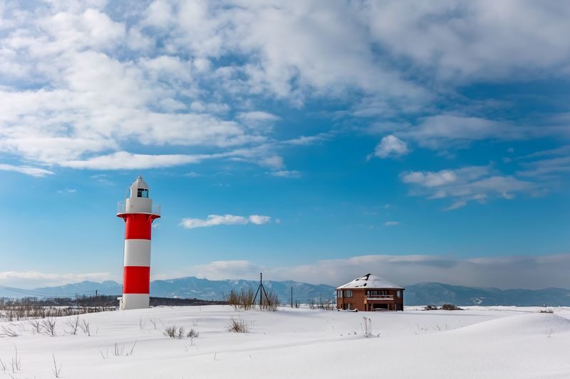 Sapporo Private Tour: Snowshoe Experience with Spectacular Winter Coast Scenery - What makes this Ishikari snowshoe tour special