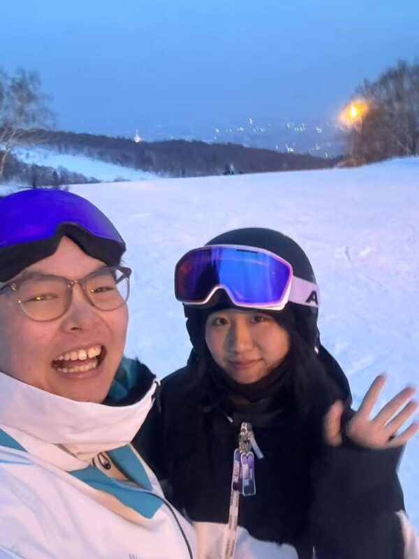 Sapporo Teine Ski Resort Private Full-Day Experience - The one-hour breather and the mountain views