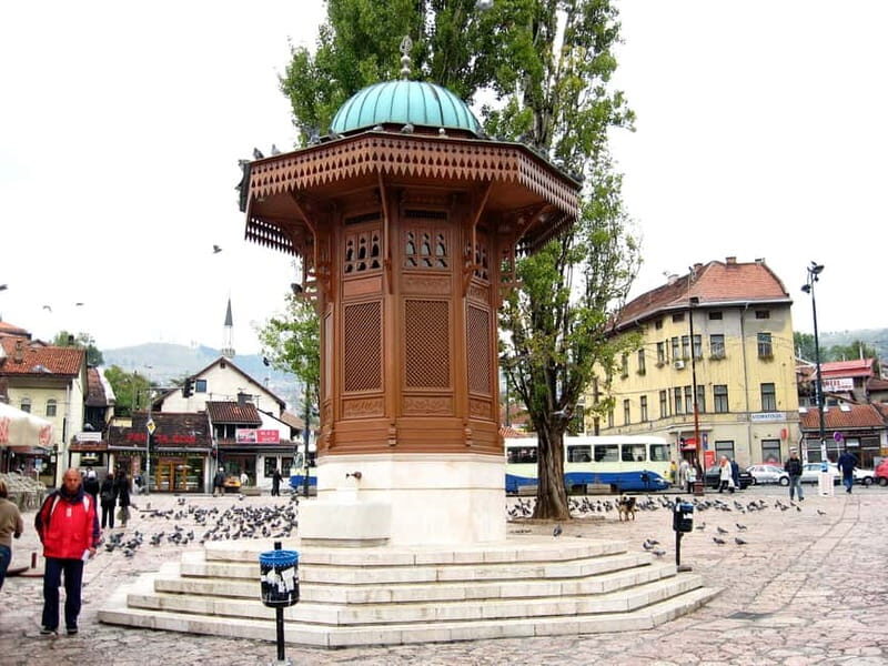 Sarajevo: Discover Sarajevo Walking Tour with Local Guide - Who Should Take This Tour?