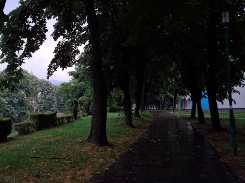 Sarajevo: Romantic Walking Tour with Souvenir Making - Practical Details and Tips