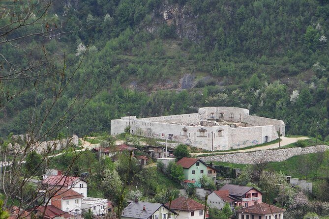 SARAJEVO SIEGE TIMES '92-'95 / Sarajevo Roses & Tunnel of Hope / - The Value of an Authentic, Personal Perspective