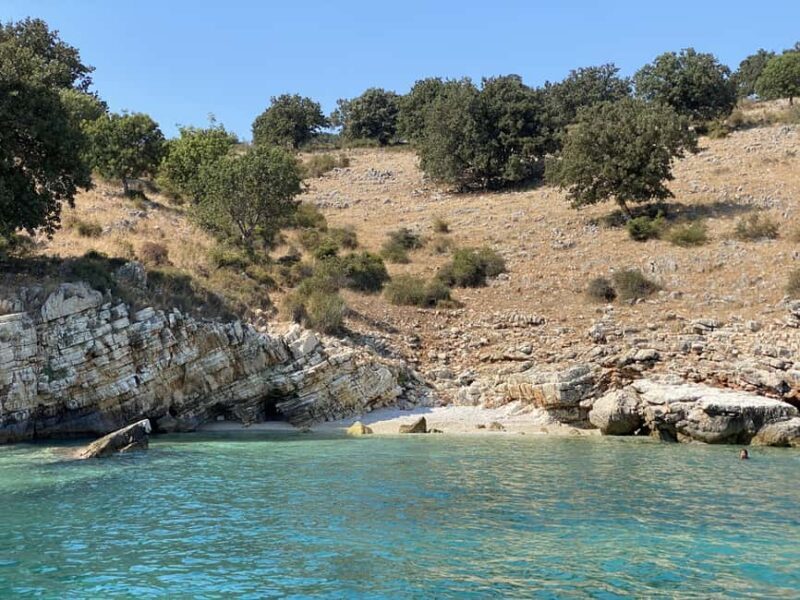 Saranda: Boat Trip to 6 Spots + Free Drink & Free Umbrellas - Who Will Love This Tour?