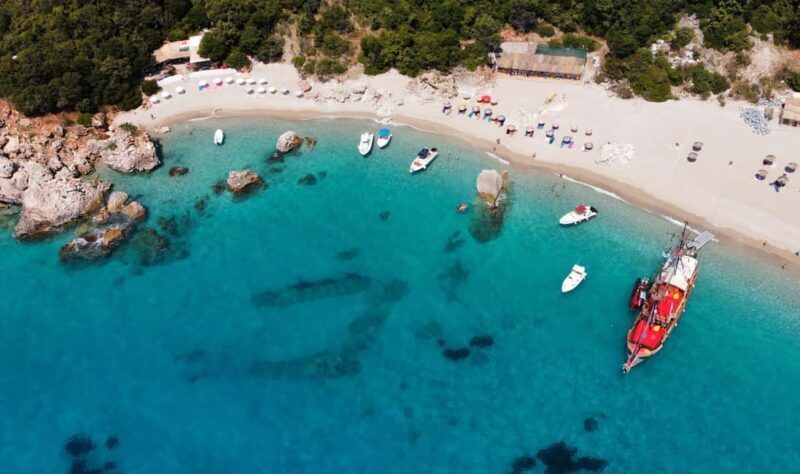 Sarandë: Boat Tour to Kroreza with Snorkel and free Umbrella - Key Points