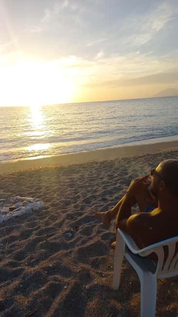 Sarandë: Exclusive Relaxing Sunset Tour with Wine & Fruits - Key Points