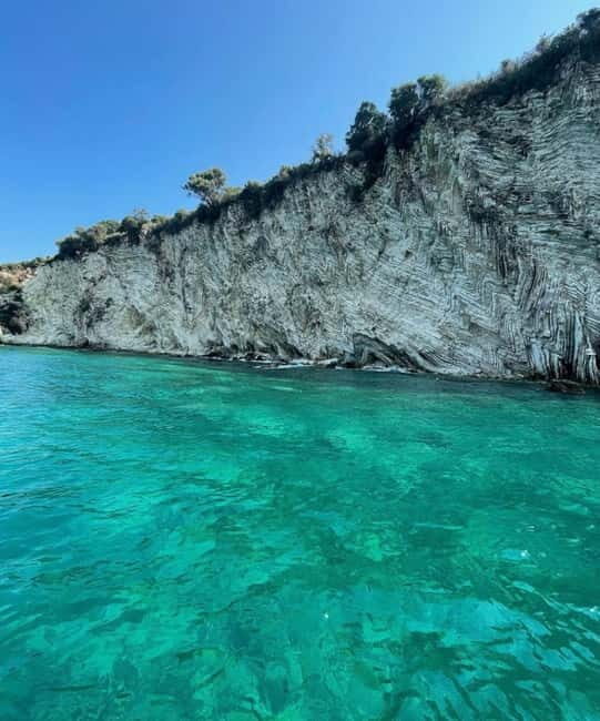Sarandë:Kroreza Boat Tour with Free Umbrella &Drink - The Experience in Detail