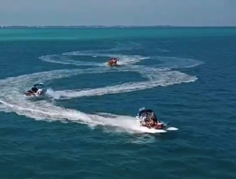 Sarasota: Island Adventures & Catamaran Speedboat Tour - Practical Details and Considerations