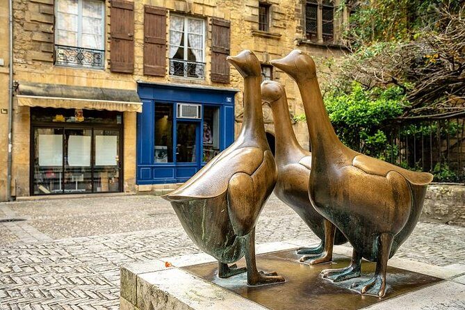 Sarlat Gourmet Tour and Market Visit - Delving into the Details: What Makes This Tour Stand Out?