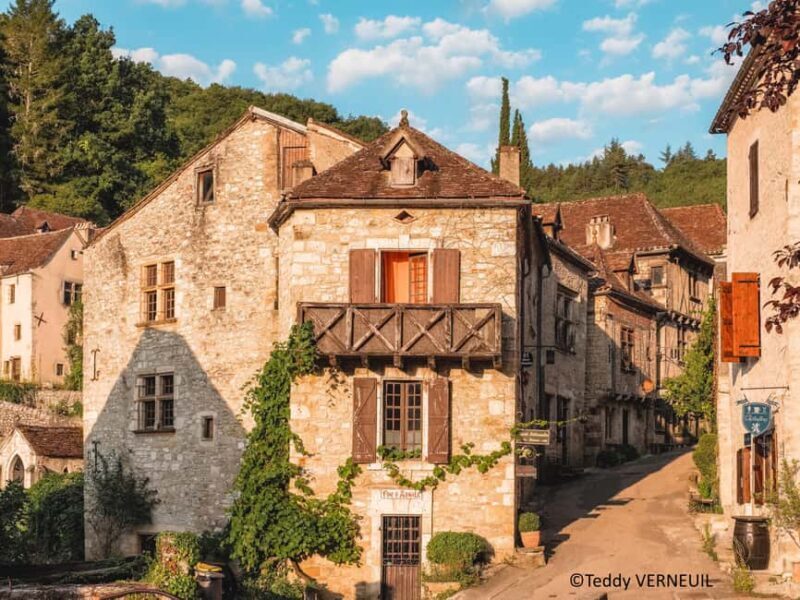 Sarlat: Private Day trip to Rocamadour & Saint-Cirq-Lapopie - Analyzing the Value