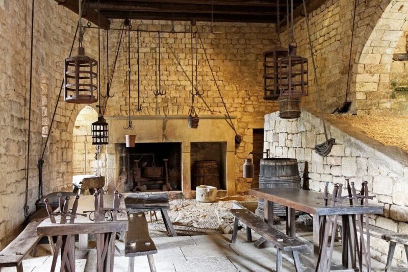 Sarlat : Private tour to Prehistoric Cave + Medieval Castle - The Value of This Tour