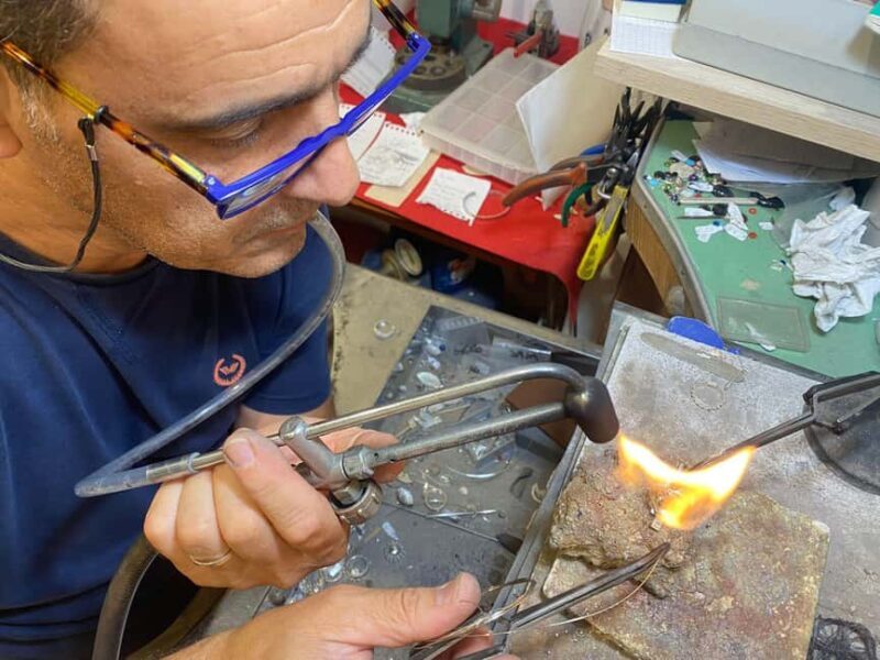 Sassari: Sardinian Filigree Jewelry Workshop - Who Will Love This Tour?