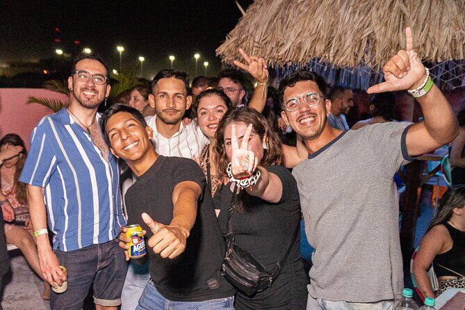 Saturday Night Bar Crawl in Santa Marta, Colombia - Key Points