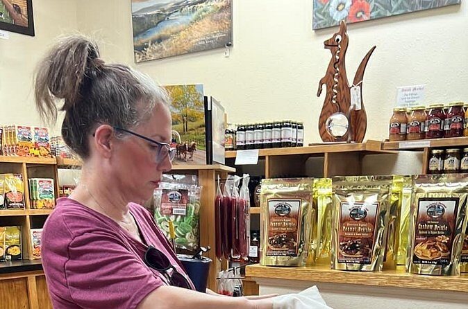 Saugatuck Showdown Scavenger Hunt - FAQ