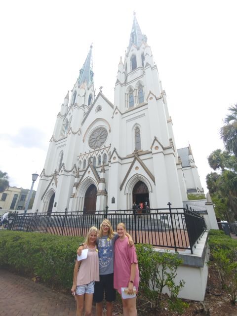 Savannah: Guided Walking Tour and Trivia Game - FAQ