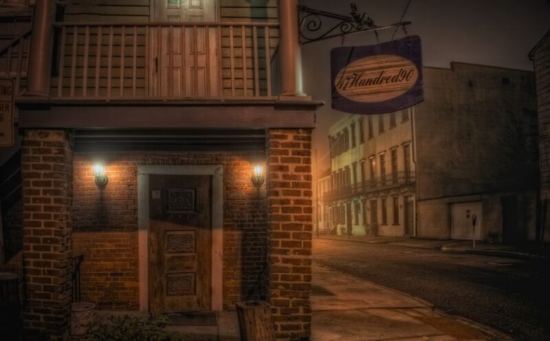Savannah: Haunted Pub Crawl - Why It Works Well for Travelers