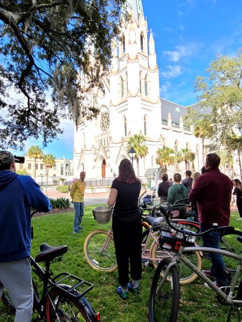 Savannah: Historical Bike Tour with Tour Guide - Savannah: Historical Bike Tour with Tour Guide